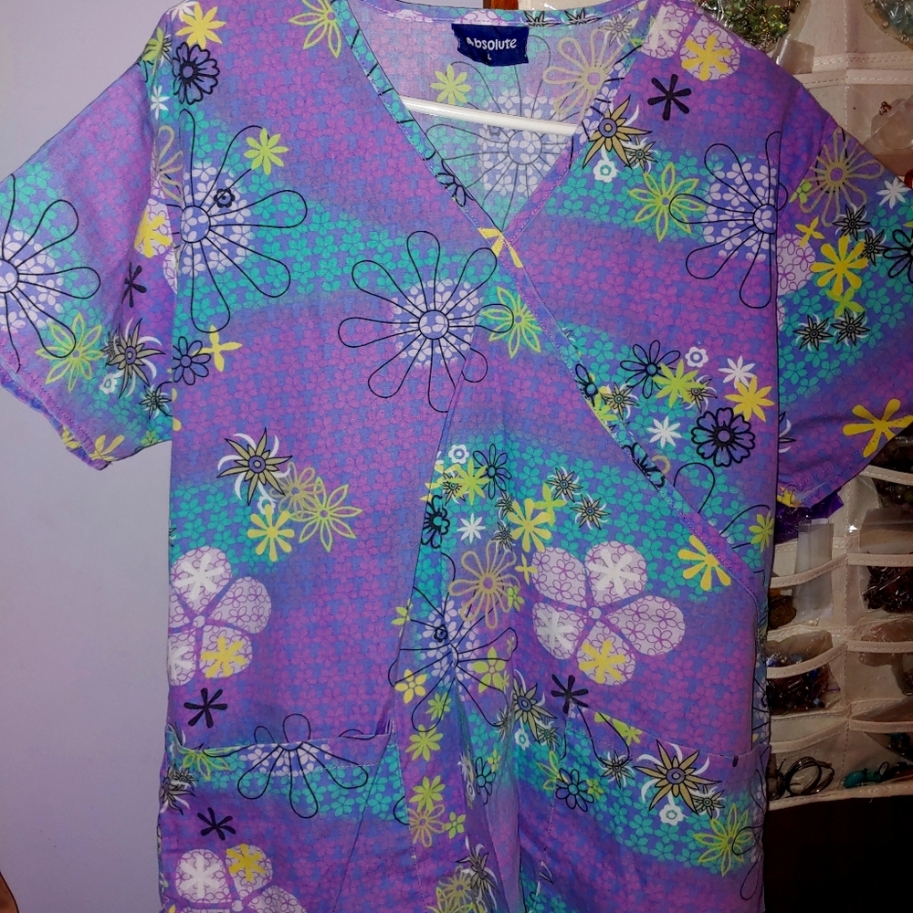 Scrub top